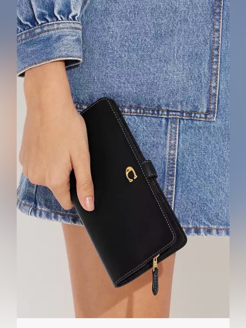 Coach Essential Slim Wallet. New no tag
